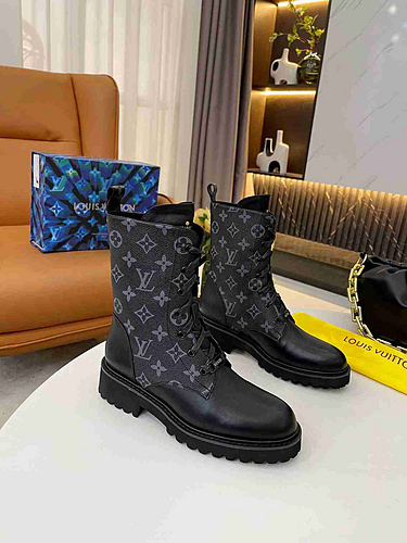 Louis Vuitton Leather Boots Wmns ID:20221117-331